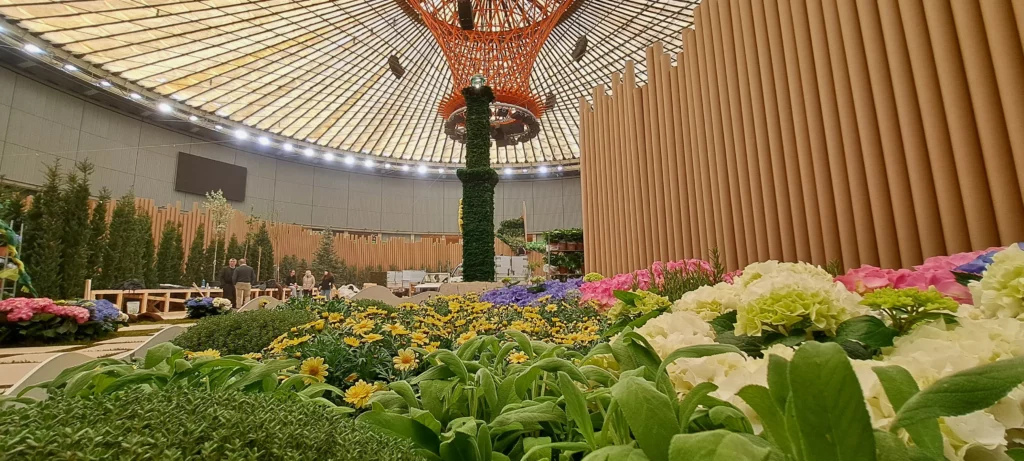 Fiori e piante del giardino allestito nello stand A.Se.F. a Euroflora.