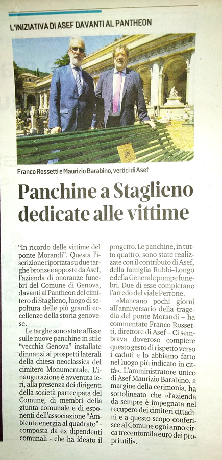 Articolo di giornale sulle panchine di Staglieno dedicate alle vittime del ponte Morandi.