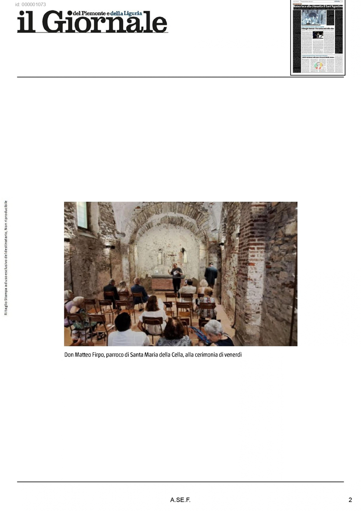 Articolo del Giornale sul restauro della chiesetta, con una foto della cerimonia al suo interno.